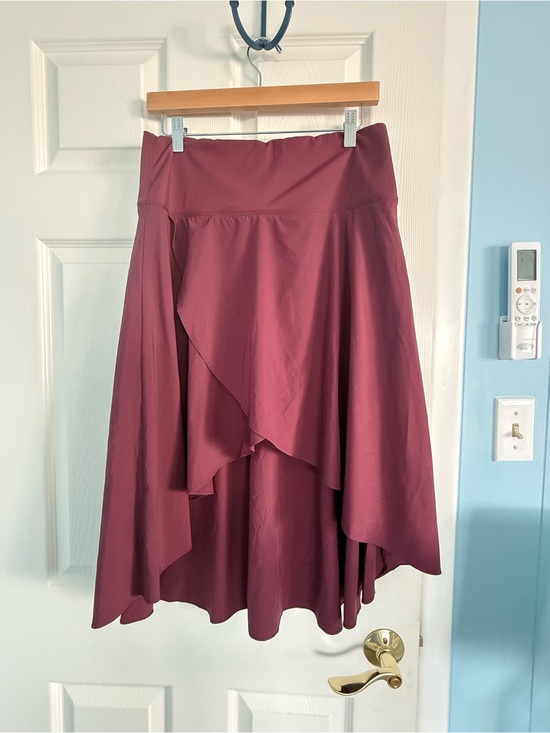 HALARA Dresses & Skirts - Halara Breezeful High Waisted High Low Ruffle 2-in-1 Flowy Maxi Skirt NEW Large